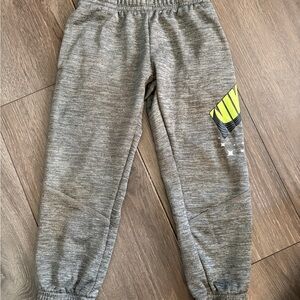 Nike Boys thermafit grey joggers - size 4-5T